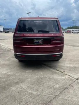 More photos of 2022 Jeep Wagoneer Series III at Hixson Ford Leesville, LA