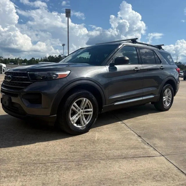 2020 Ford Explorer XLT 4WD's photo