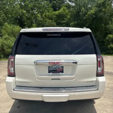 More photos of 2015 GMC Yukon Denali at Hixson Ford Leesville, LA