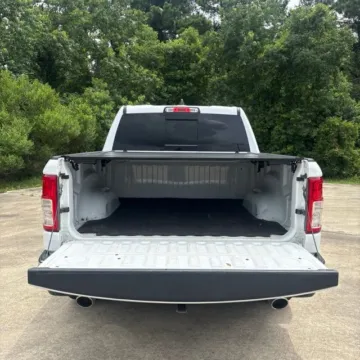 More photos of 2021 Ram 1500 Big Horn/Lone Star at Hixson Ford Leesville, LA