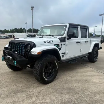 White 2023 Jeep Gladiator Willys for sale in Leesville, LA