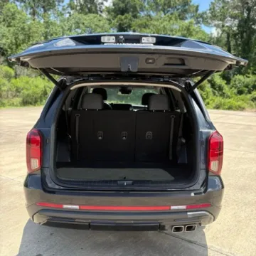 More photos of 2023 Hyundai Palisade XRT at Hixson Ford Leesville, LA