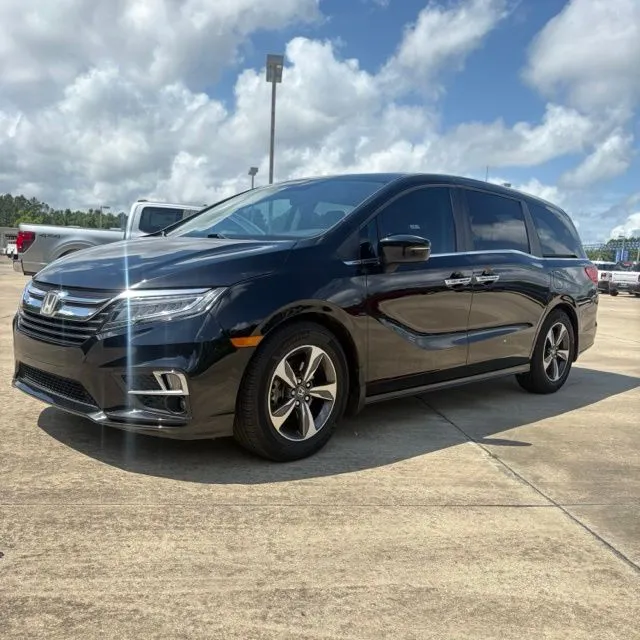 Black 2019 Honda Odyssey Touring for sale in Leesville, LA