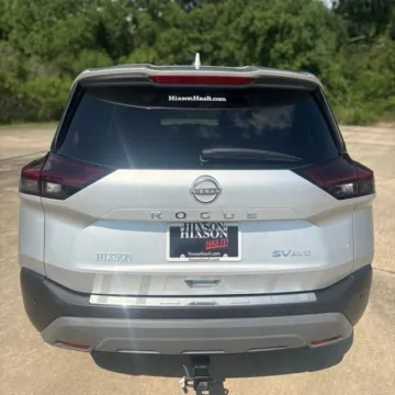 More photos of 2022 Nissan Rogue SV at Hixson Ford Leesville, LA