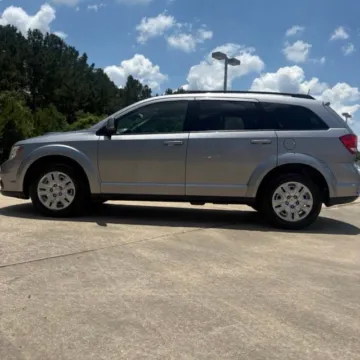 Photos of 2019 Dodge Journey SE for sale in Leesville, LA at Hixson Ford Leesville