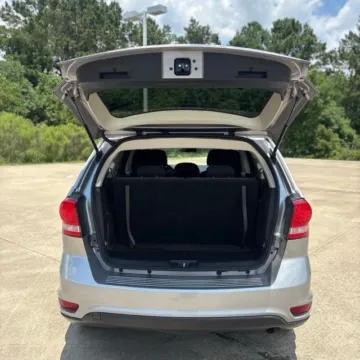 More photos of 2019 Dodge Journey SE at Hixson Ford Leesville, LA