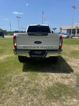 More photos of 2019 Ford F-350SD Lariat at Hixson Ford Leesville, LA