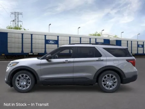 More photos of 2026 Ford Explorer Active at Hixson Ford Leesville, LA