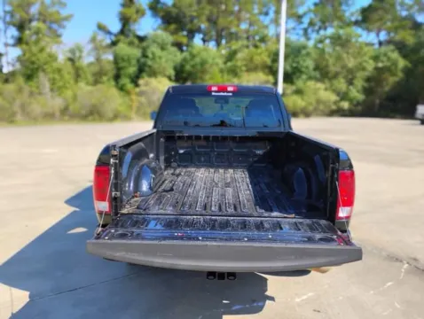More photos of 2020 Ram 1500 Classic Tradesman at Hixson Ford Leesville, LA