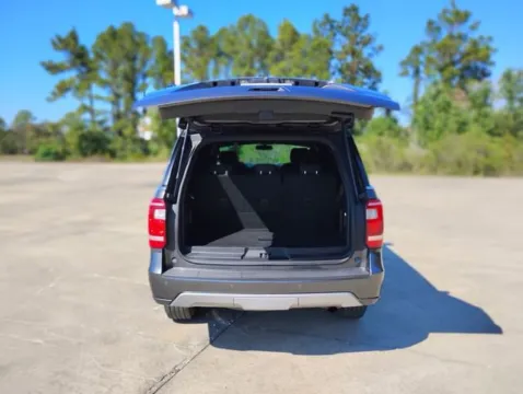More photos of 2020 Ford Expedition XLT at Hixson Ford Leesville, LA