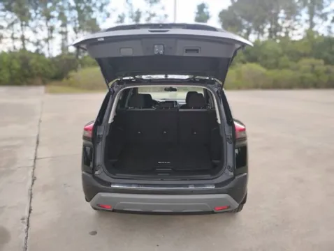 More photos of 2023 Nissan Rogue SV at Hixson Ford Leesville, LA