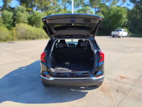 More photos of 2024 GMC Terrain SLT at Hixson Ford Leesville, LA
