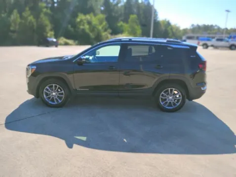 Photos of 2024 GMC Terrain SLT for sale in Leesville, LA at Hixson Ford Leesville