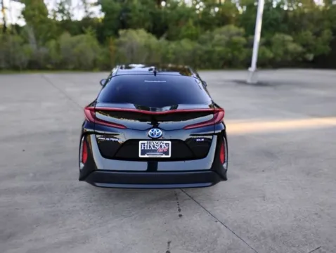 More photos of 2021 Toyota Prius Prime LE at Hixson Ford Leesville, LA