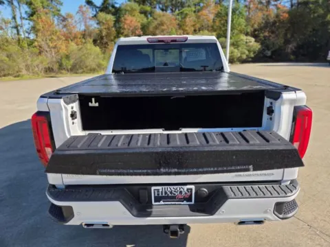 More photos of 2021 GMC Sierra 1500 Denali at Hixson Ford Leesville, LA
