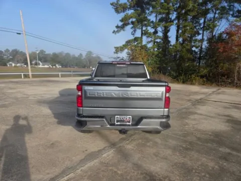 More photos of 2021 Chevrolet Silverado 1500 LT at Hixson Ford Leesville, LA