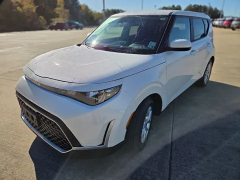 More photos of 2023 Kia Soul LX at Hixson Ford Leesville, LA