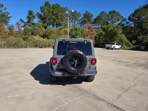More photos of 2018 Jeep Wrangler Unlimited Moab at Hixson Ford Leesville, LA