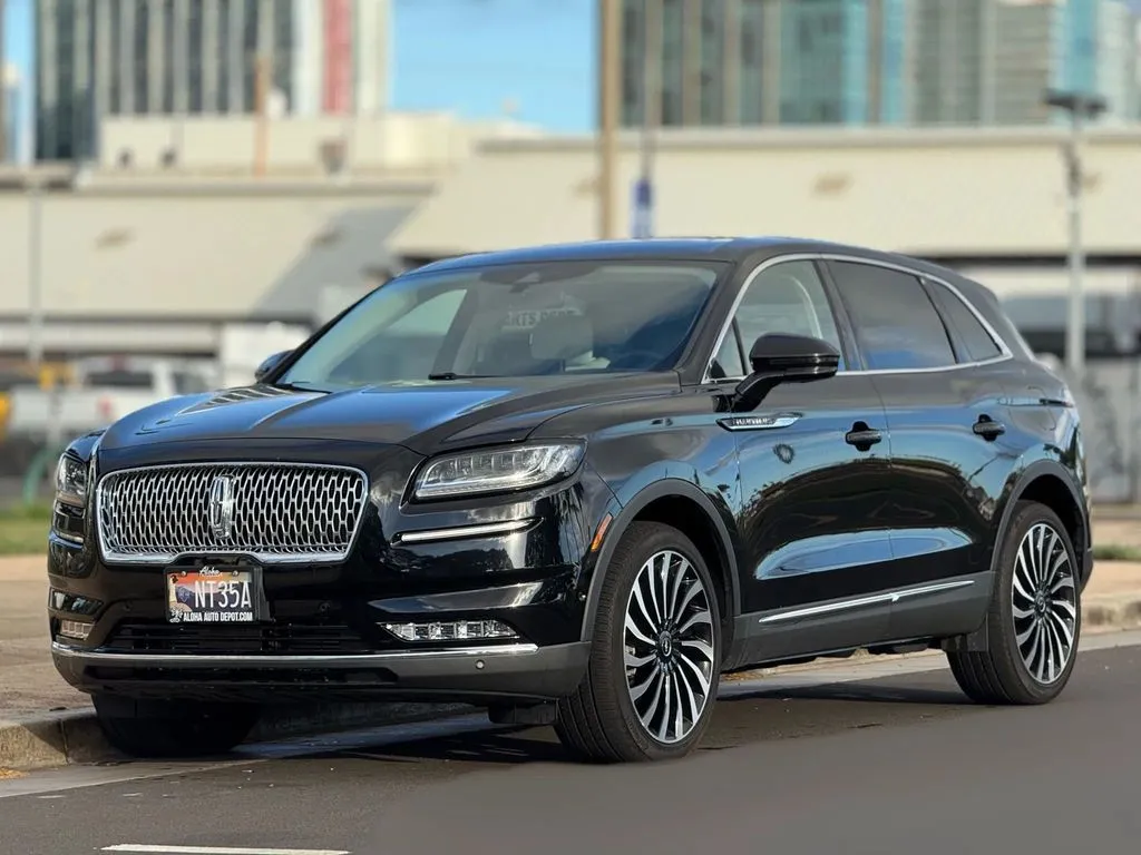 Black 2022 Lincoln Nautilus Black Label for sale in Honolulu, HI
