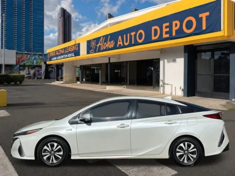 Photos of 2018 Toyota Prius Prime Plus for sale in Honolulu, HI at Aloha Auto Depot LLC.