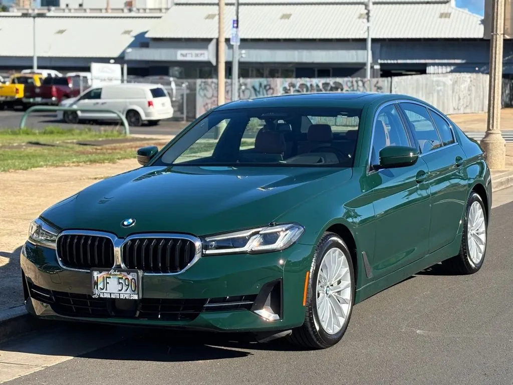 Green 2022 BMW 5 Series 530i for sale in Honolulu, HI