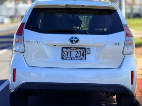 More photos of 2016 Toyota Prius v Three at Aloha Auto Depot LLC., HI