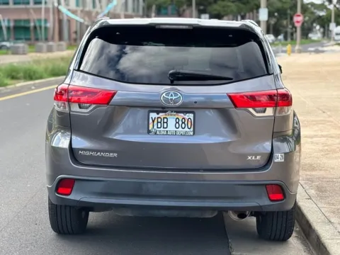 More photos of 2017 Toyota Highlander XLE at Aloha Auto Depot LLC., HI