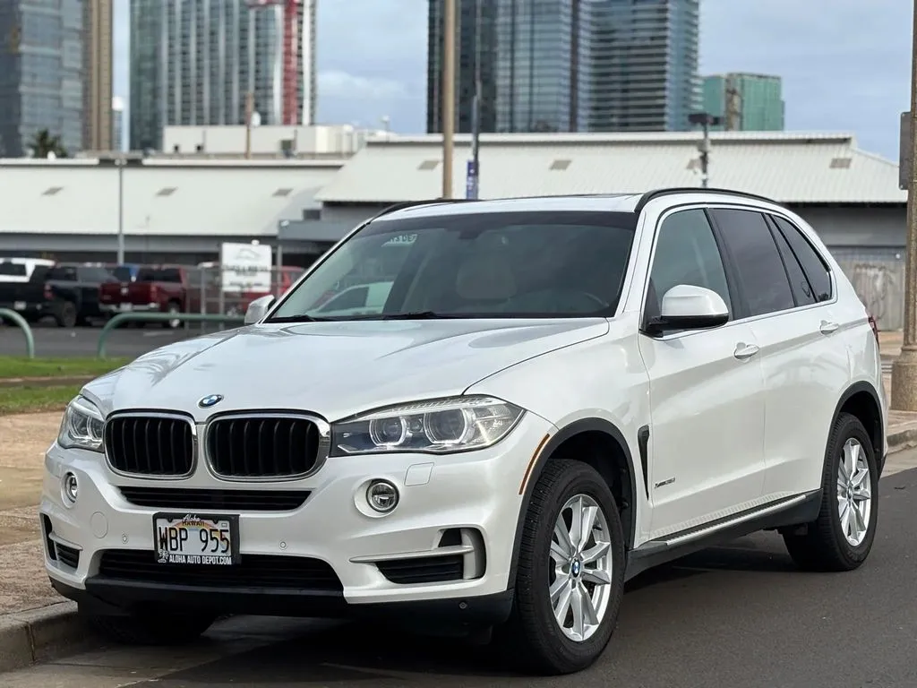 White 2015 BMW X5 xDrive35i for sale in Honolulu, HI