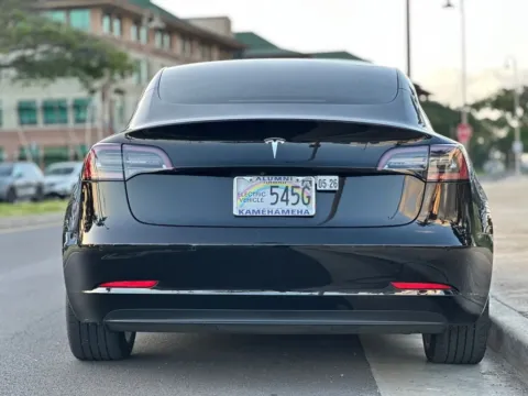 More photos of 2019 Tesla Model 3 Standard at Aloha Auto Depot LLC., HI
