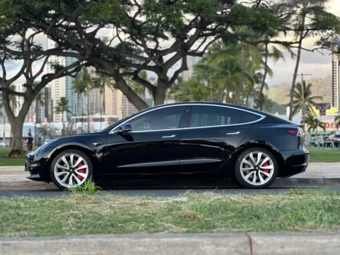 Photos of 2019 Tesla Model 3 Standard for sale in Honolulu, HI at Aloha Auto Depot LLC.