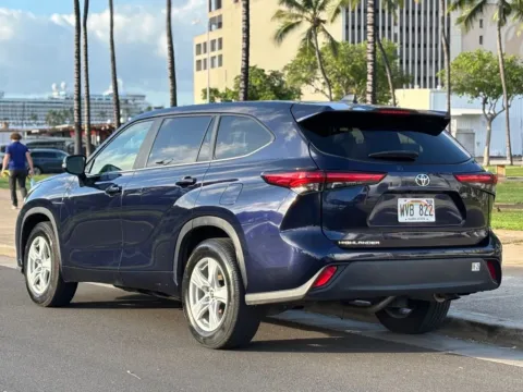 Another view of 2023 Toyota Highlander L for sale in Honolulu, HI at Aloha Auto Depot LLC.
