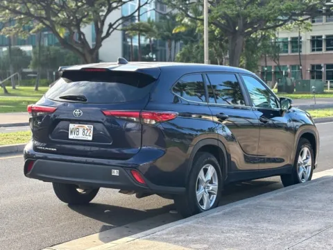 More photos of 2023 Toyota Highlander L at Aloha Auto Depot LLC., HI