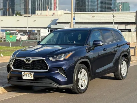 Blue 2023 Toyota Highlander L for sale in Honolulu, HI
