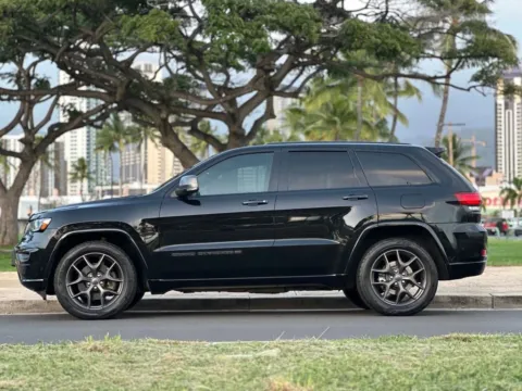 Photos of 2021 Jeep Grand Cherokee 80th Anniversary Edition for sale in Honolulu, HI at Aloha Auto Depot LLC.