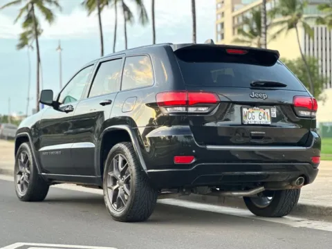 Another view of 2021 Jeep Grand Cherokee 80th Anniversary Edition for sale in Honolulu, HI at Aloha Auto Depot LLC.
