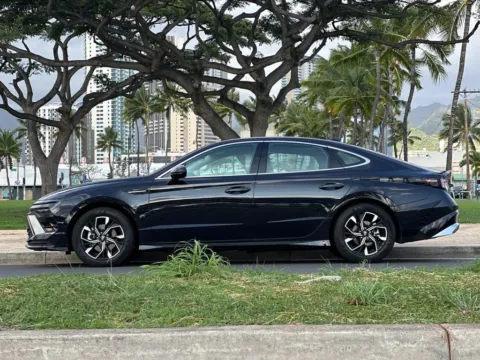 Photos of 2025 Hyundai Sonata SEL for sale in Honolulu, HI at Aloha Auto Depot LLC.