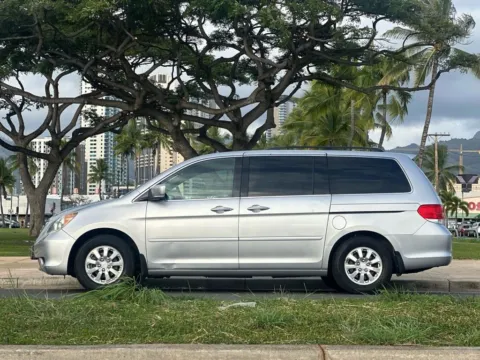 Photos of 2010 Honda Odyssey EX-L for sale in Honolulu, HI at Aloha Auto Depot LLC.