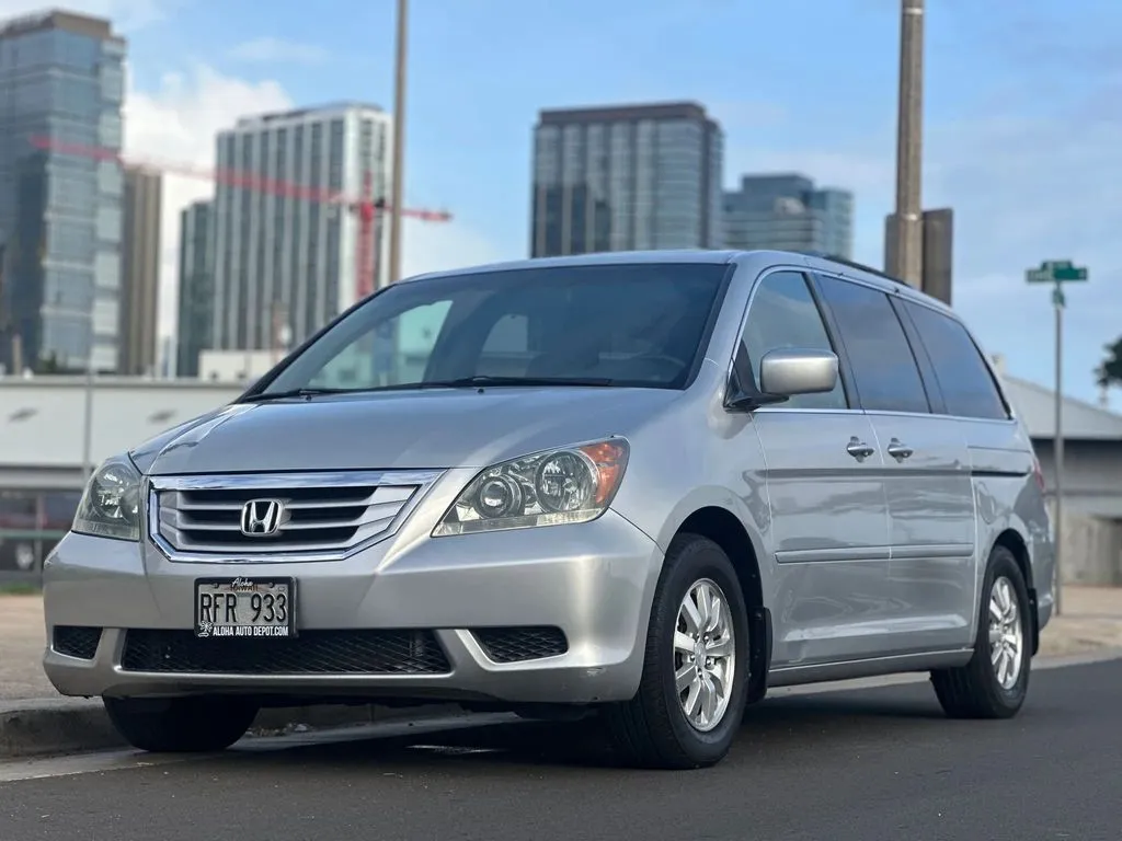 Silver 2010 Honda Odyssey EX-L for sale in Honolulu, HI