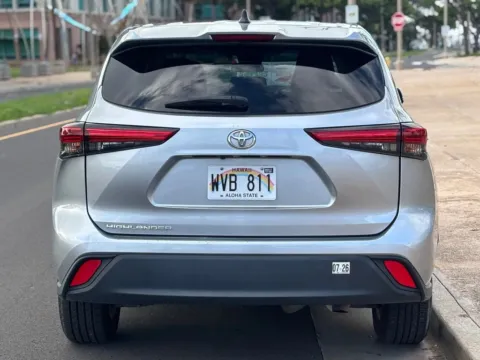 More photos of 2023 Toyota Highlander LE at Aloha Auto Depot LLC., HI