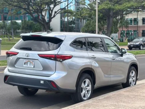More photos of 2023 Toyota Highlander LE at Aloha Auto Depot LLC., HI