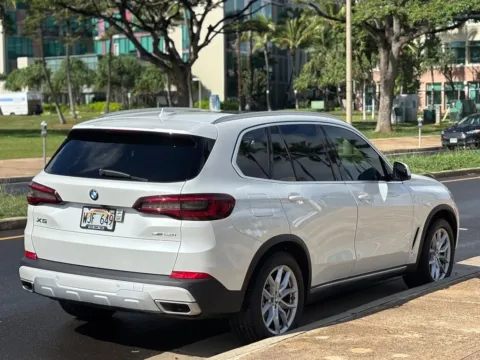 More photos of 2022 BMW X5 sDrive40i at Aloha Auto Depot LLC., HI