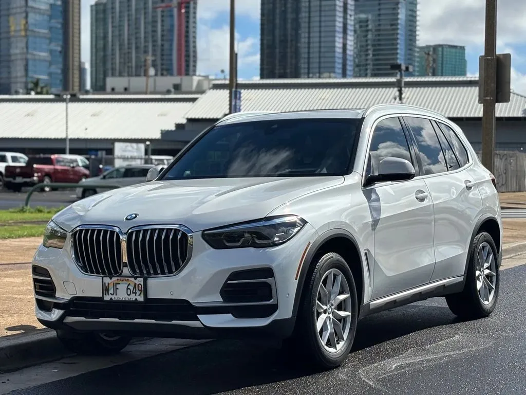 White 2022 BMW X5 sDrive40i for sale in Honolulu, HI