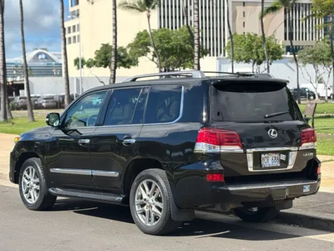 Another view of 2013 Lexus LX 570 for sale in Honolulu, HI at Aloha Auto Depot LLC.