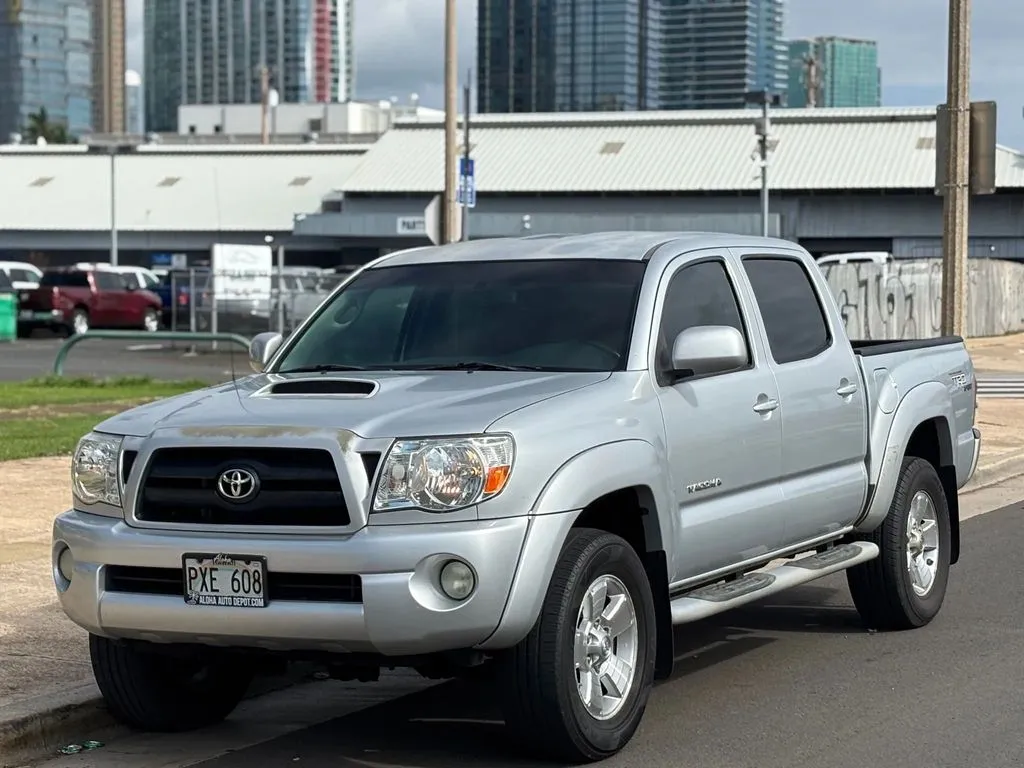 Silver 2008 Toyota Tacoma PreRunner for sale in Honolulu, HI