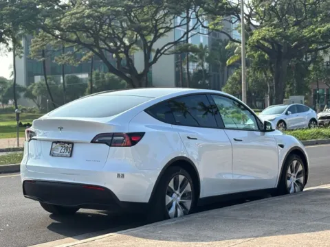 More photos of 2021 Tesla Model Y Long Range at Aloha Auto Depot LLC., HI