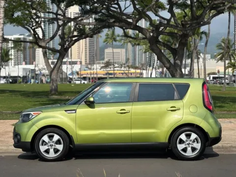 Photos of 2018 Kia Soul for sale in Honolulu, HI at Aloha Auto Depot LLC.