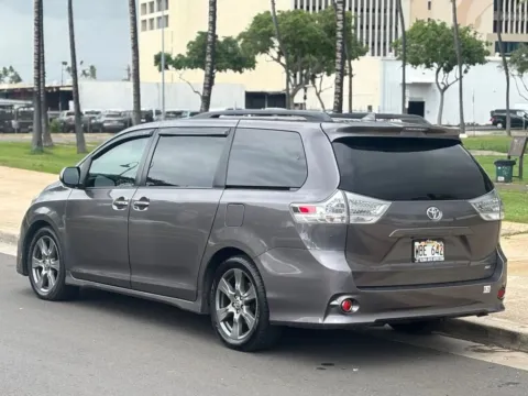 Another view of 2020 Toyota Sienna SE Premium for sale in Honolulu, HI at Aloha Auto Depot LLC.