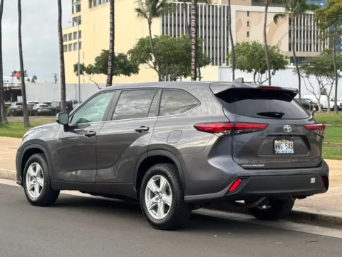 Another view of 2023 Toyota Highlander L for sale in Honolulu, HI at Aloha Auto Depot LLC.