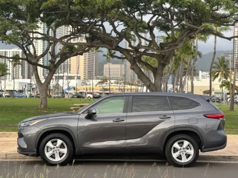 Photos of 2023 Toyota Highlander L for sale in Honolulu, HI at Aloha Auto Depot LLC.
