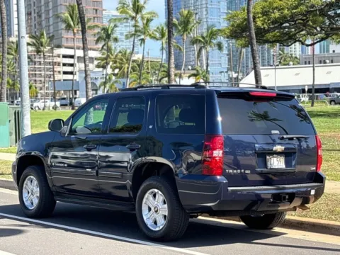 Another view of 2009 Chevrolet Tahoe LT for sale in Honolulu, HI at Aloha Auto Depot LLC.